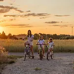 Οργανωμένο κάμπινγκ Jurtowe Wzgorze Glamping *