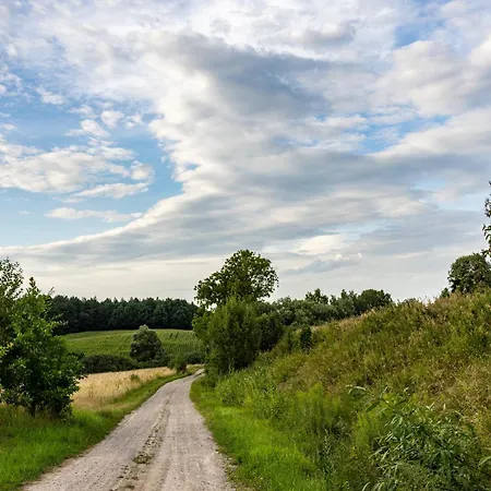 Jurtowe Wzgorze Glamping Grabinek