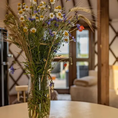 Jurtowe Wzgorze Glamping Luxury tent Grabinek